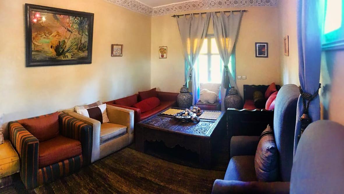 Le Petit Jardin Bed & Breakfast Demnat Luaran gambar