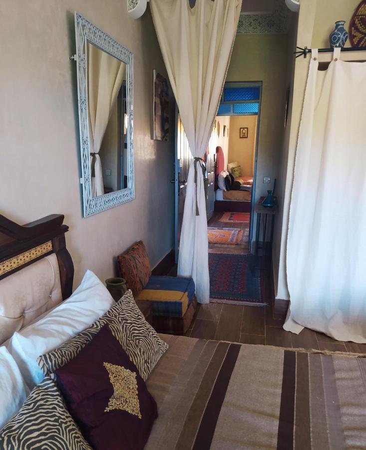 Le Petit Jardin Bed & Breakfast Demnat Luaran gambar